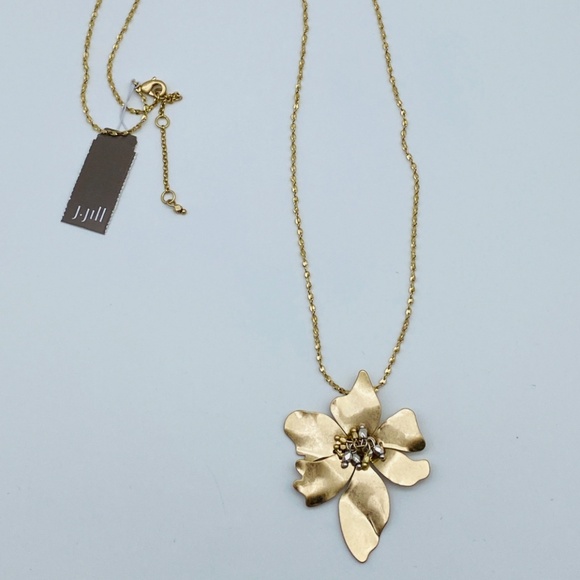 J. Jill NEW VERY PRETTY GOLDTONE FLOWER PENDANT NWT - Picture 4 of 6
